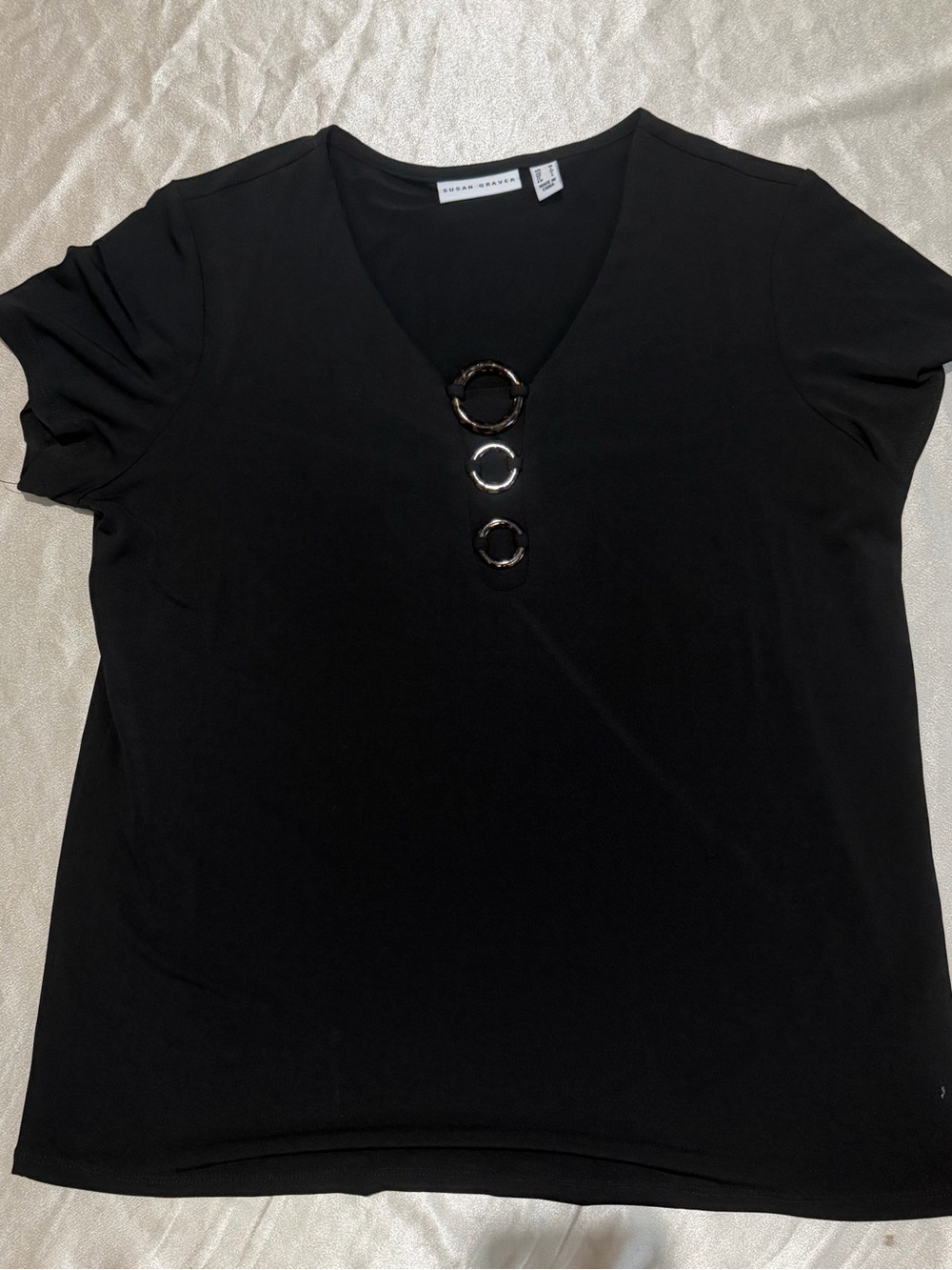 Susan Graver Liquid Knit Short Sleeve Top with Ring Detail Medium A376577